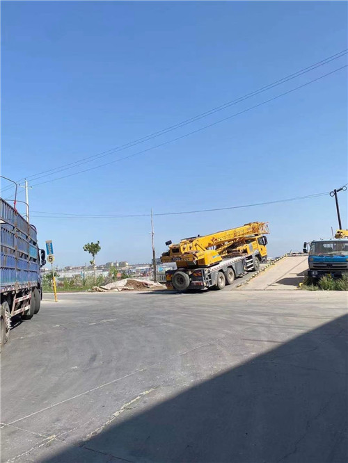 仁寿县25吨吊车的租赁价格大概是多少？