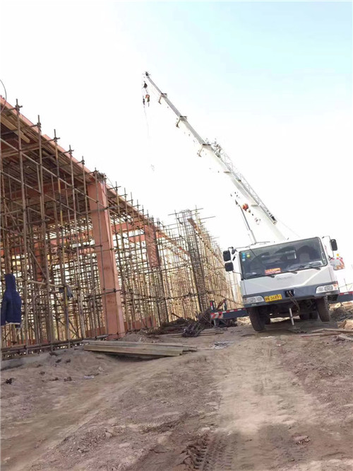 仁寿县25 吨、50 吨吊车怎么选？多大重量 / 半径适合对应车型？